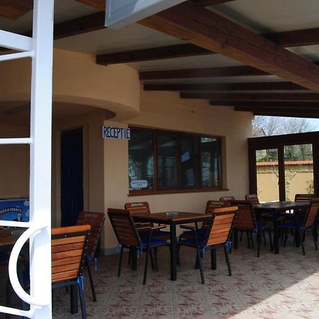 Lake View Hotel Sarichioi Exterior photo