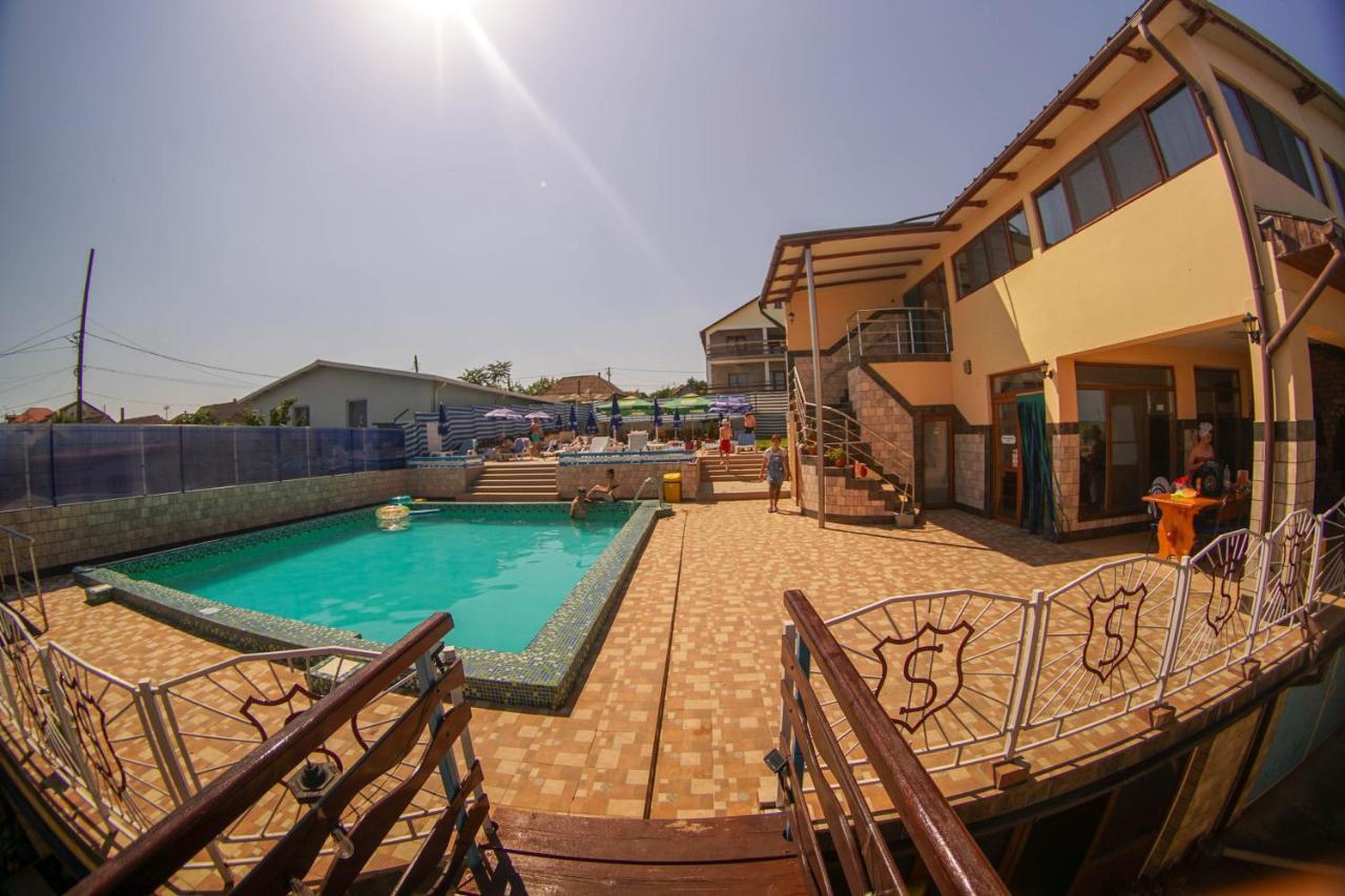 Lake View Hotel Sarichioi Exterior photo